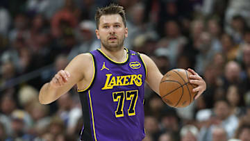 Doncic terminó con 32 puntos ante los Nuggets