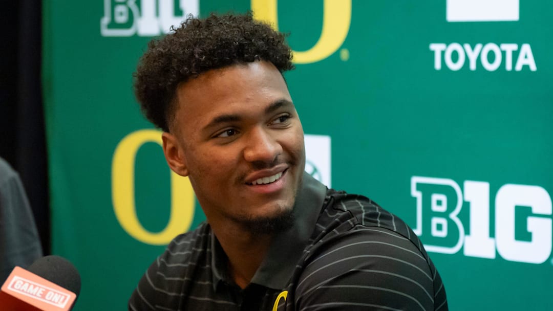 Oregon tight end Kenyon Sadiq talks with reporters during Oregon football’s Media Day on July 28, 2025, at Autzen Stadium in Eugene.