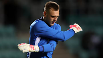 Karl Hein sitzt bei Werder Bremen nur auf der Bank 