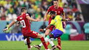 Fred entrou dutante a estreia do Brasil contra a Sérvia