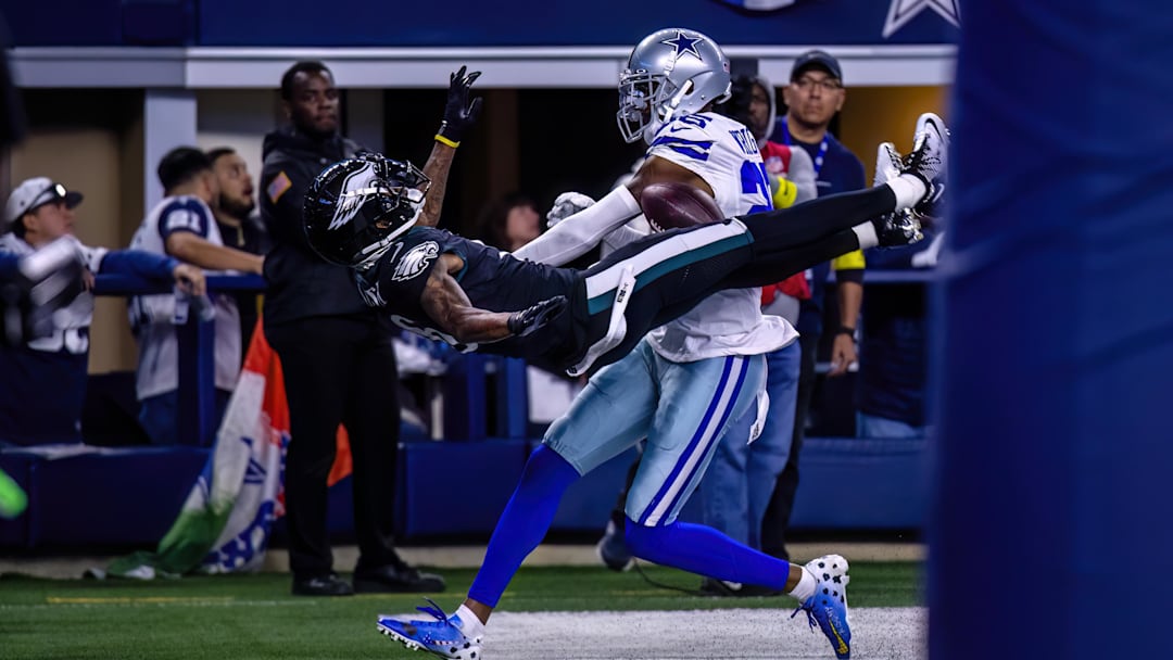 Dec 24, 2022; Arlington, Texas, USA; Dallas Cowboys cornerback Nahshon Wright (25) breaks up a pass intended for Philadelphia Eagles wide receiver DeVonta Smith (6) during the fourth quarter at AT&T Stadium. Mandatory Credit: Jerome Miron-Imagn Images