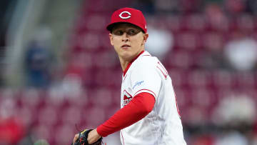 Cincinnati Reds pitcher Casey Legumina