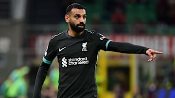 O Liverpool tenta se firmar no G4 da Premier League. 