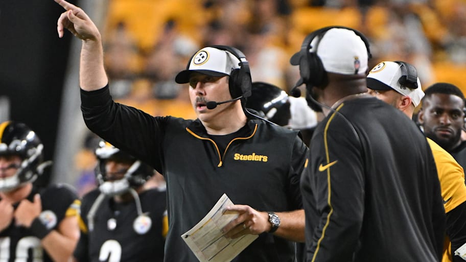 Report Steelers Coach Interested in College Job