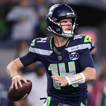 Sam Darnold has led the Seahawks to a 6–2 record.