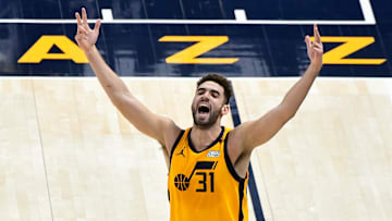 Charlotte Hornets v Utah Jazz