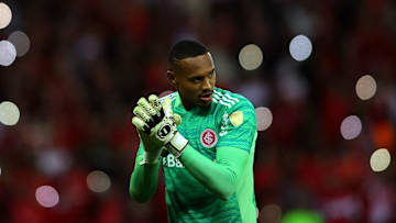 John fez boas defesas contra o Palmeiras