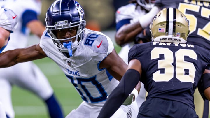 Tennessee Titans wide receiver Bryce Oliver (80) squares up with New Orleans Saints cornerback Rico Payton (36)