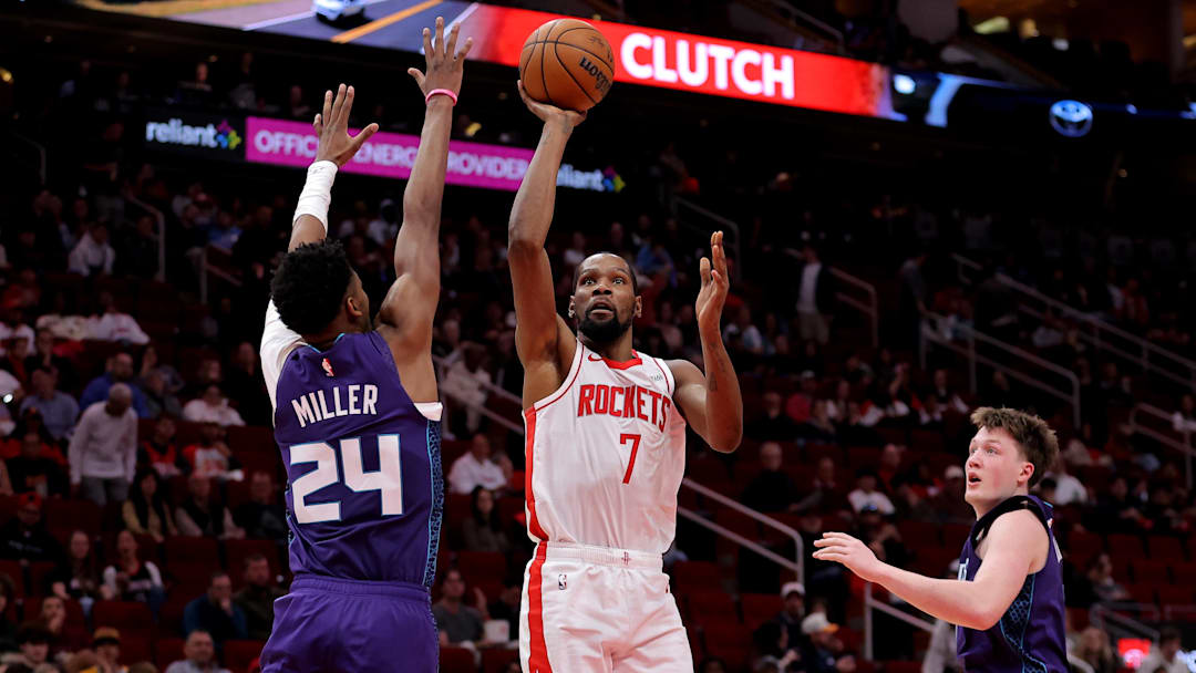 Feb 5, 2026; Houston, Texas, USA; Houston Rockets forward Kevin Durant (7) shoots against Charlotte Hornets forward Brandon Miller (24) during the third quarter at Toyota Center. Mandatory Credit: Erik Williams-Imagn Images Feb 5, 2026; Houston, Texas, USA; Houston Rockets forward Kevin Durant (7) shoots against Charlotte Hornets forward Brandon Miller (24) during the third quarter at Toyota Center. Mandatory Credit: Erik Williams-Imagn Images