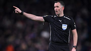 3 cartons jaunes reçus suspendent un joueur pour le prochain match 3 cartons jaunes reçus suspendent un joueur pour le prochain match