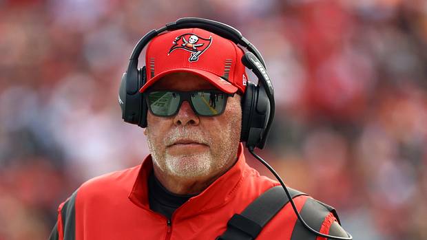 Tampa Bay Buccaneers head coach Bruce Arians against the Philadelphia Eagles during the first half in a NFC Wild Card playoff