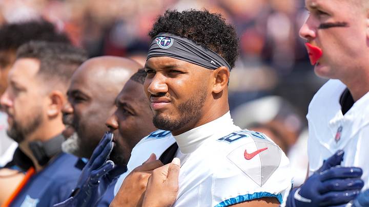 Tennessee Titans defensive back Tre Avery