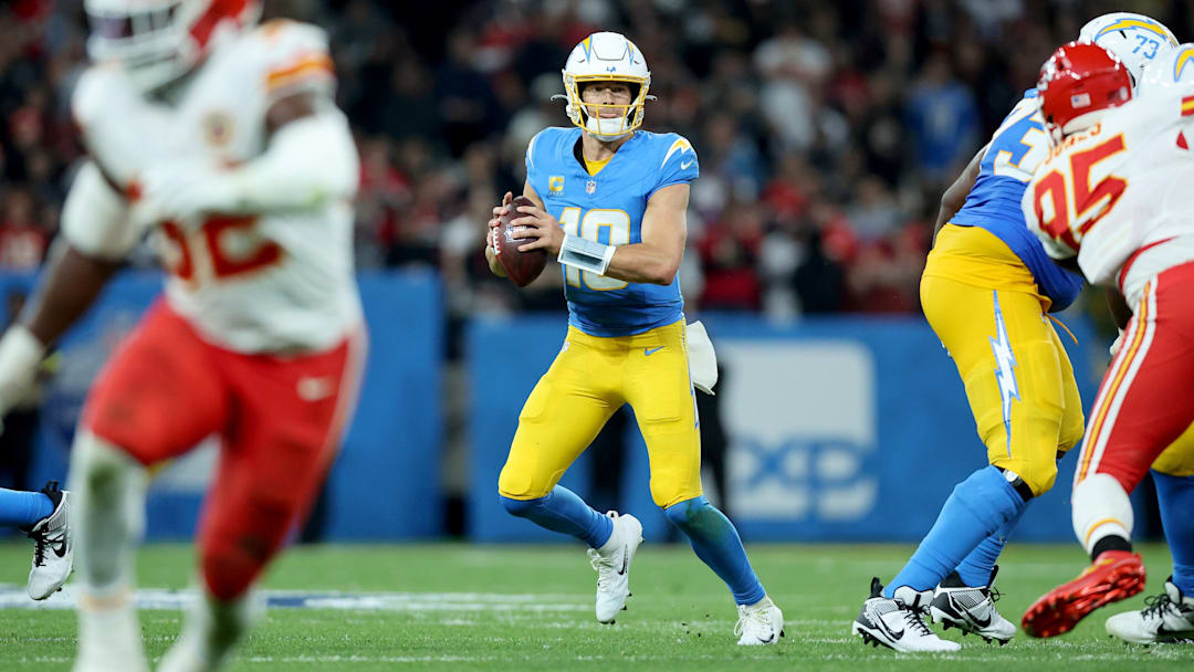 Herbert dazzled in the Chargers’ win over the Chiefs, throwing for 318 yards and three touchdowns.