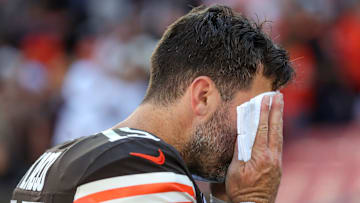 Cleveland Browns quarterback Joe Flacco (15) walks off the field after a loss to the Cincinnati Bengals in an NFL football game at Huntington Bank Field, Sept. 7, 2025, in Cleveland, Ohio.