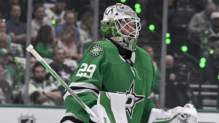 May 29, 2025; Dallas, Texas, USA; Dallas Stars goaltender Jake Oettinger (29) in action during the game between the Dallas Stars and the Edmonton Oilers in game five of the Western Conference Final of the 2025 Stanley Cup Playoffs at American Airlines Center. Mandatory Credit: Jerome Miron-Imagn Images