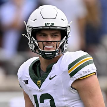 The Baylor Bears and quarterback Sawyer Robertson are 2-1 this season.