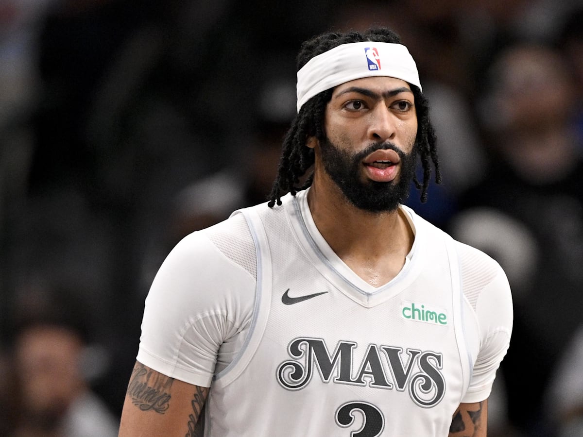 New report reveals the Mavericks are optimistic Anthony Davis won't need  surgery
