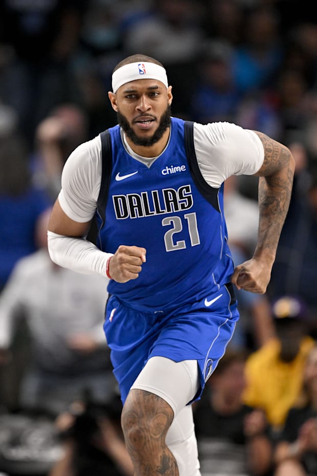 Dallas Mavericks center Daniel Gafford