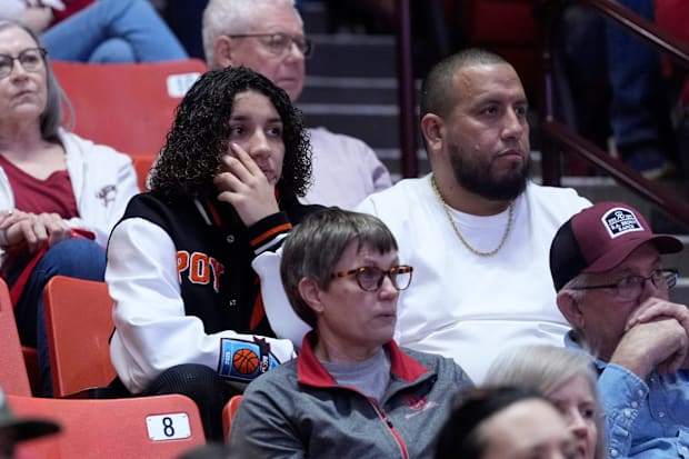 Aaliyah Chavez is pictured at the Lloyd Noble Center on Saturday.