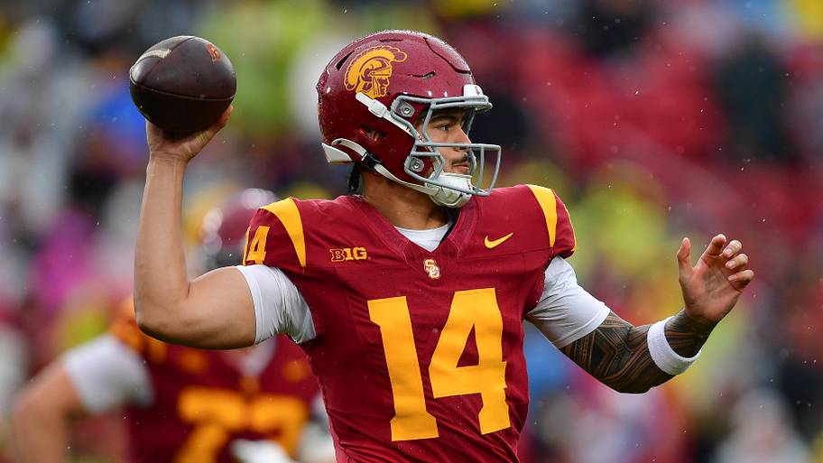 USC Trojans quarterback Jayden Maiava