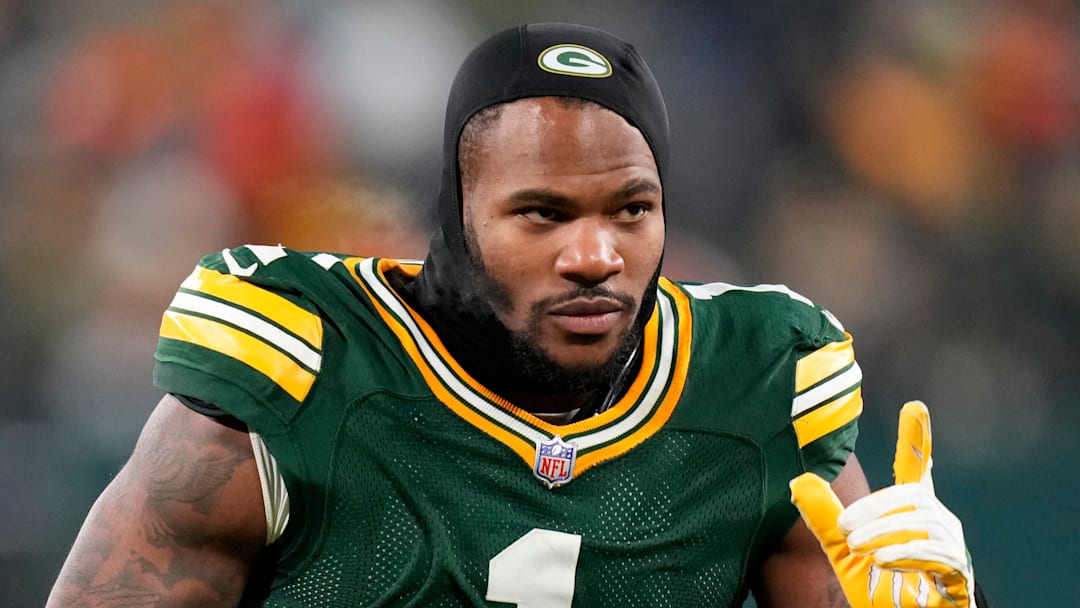 Chicago Bears v Green Bay Packers - NFL 2025