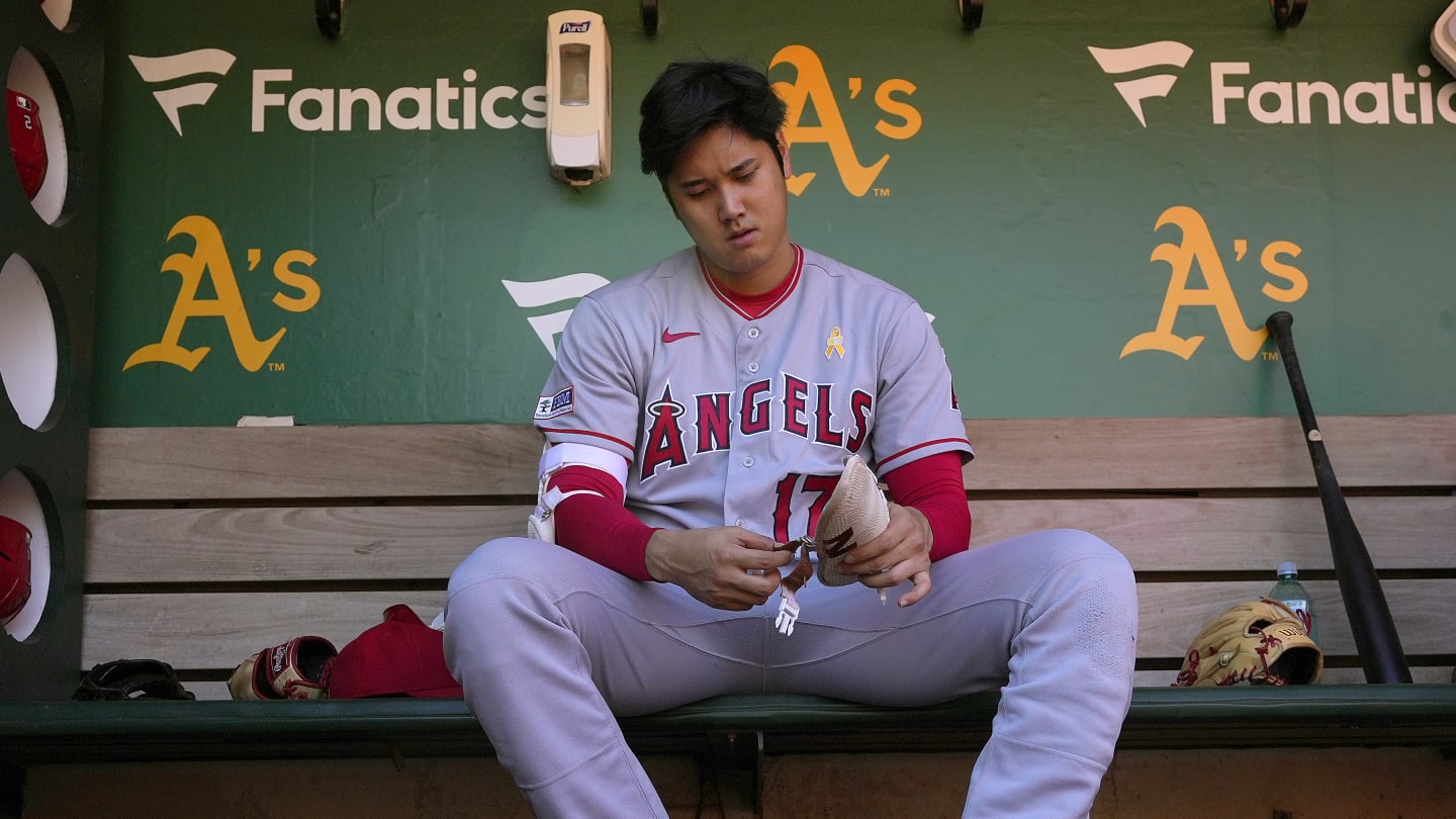 Shohei Ohtani won't pitch until 2025 after undergoing surgery 