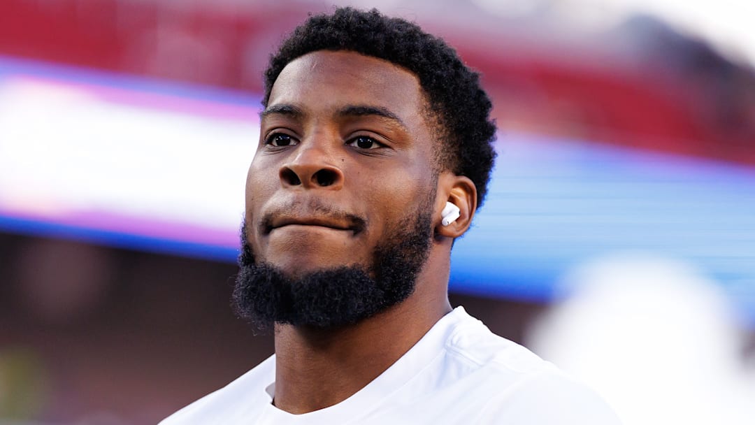 Devon Witherspoon of the Seattle Seahawks pregame