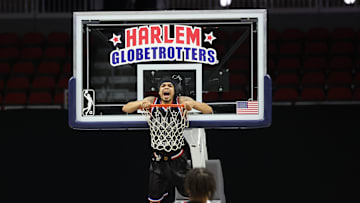 Harlem Globetrotters WHAM MIDDLETON (40)
