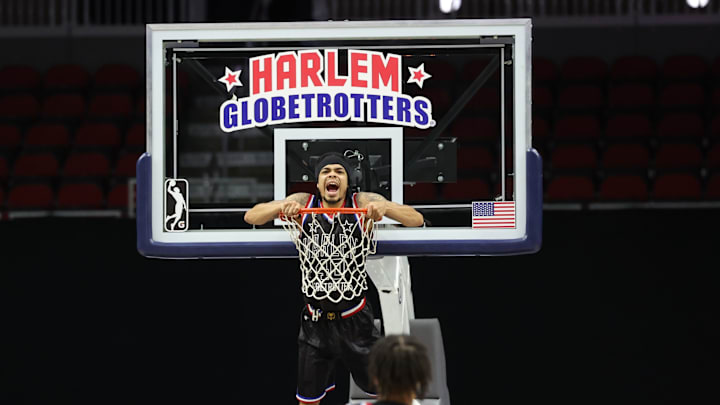Harlem Globetrotters WHAM MIDDLETON (40) Harlem Globetrotters WHAM MIDDLETON (40)