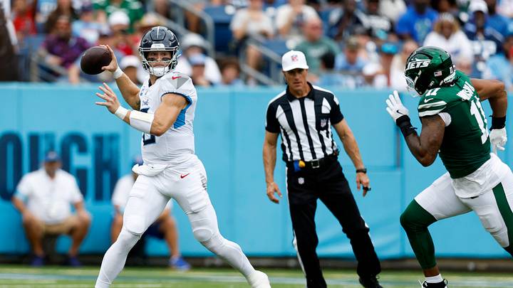 New York Jets v Tennessee Titans