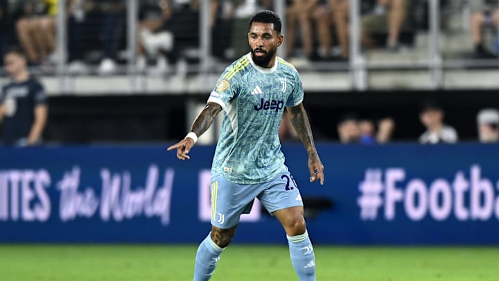 Al Ain FC v Juventus FC: Group G - FIFA Club World Cup 2025