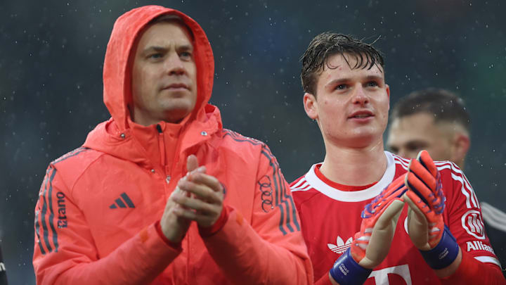 Jonas Urbig lernt viel von Manuel Neuer