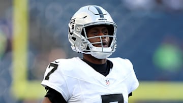 Lumen Field gave Geno Smith a standing ovation when he returned to Seattle.