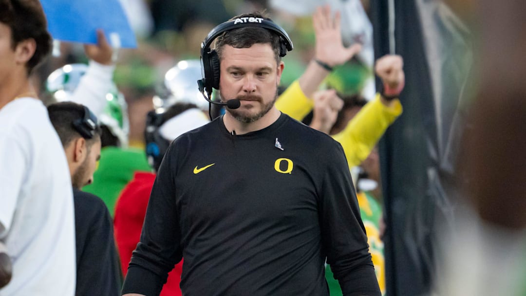 Oregon head coach Dan Lanning, as well Auburn coach Hugh Freeze each visited Wedding High School (North Carolina) to discuss the Warriors star players, twin bothers Aiden and Drew Harris. Oregon head coach Dan Lanning, as well Auburn coach Hugh Freeze each visited Wedding High School (North Carolina) to discuss the Warriors star players, twin bothers Aiden and Drew Harris.