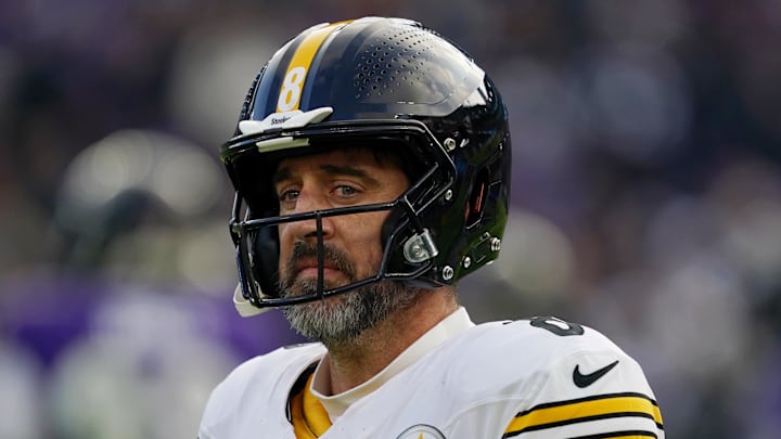 Pittsburgh Steelers quarterback Aaron Rodgers