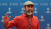 Eric Cantona agacé par la Coupe du Monde au Qatar.
