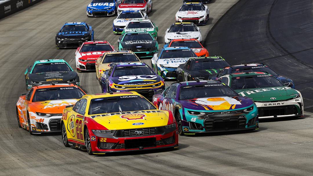 Joey Logano, Team Penske, Alex Bowman, Hendrick Motorsports, Riley Herbst, 23XI Racing, NASCAR