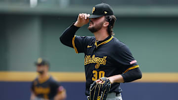 Pittsburgh Pirates v Milwaukee Brewers