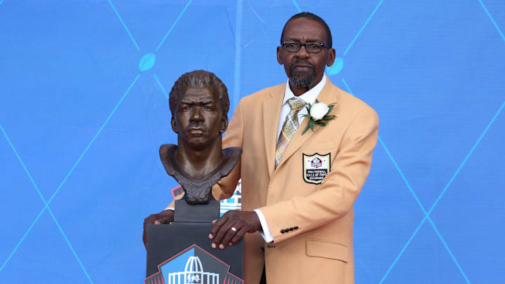 Kenny Easley is a member of both the College and Pro Football Halls of Fame.
