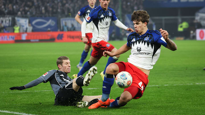 Elias Baum bei seinem ersten Saisoneinsatz für die Eintracht-Profis