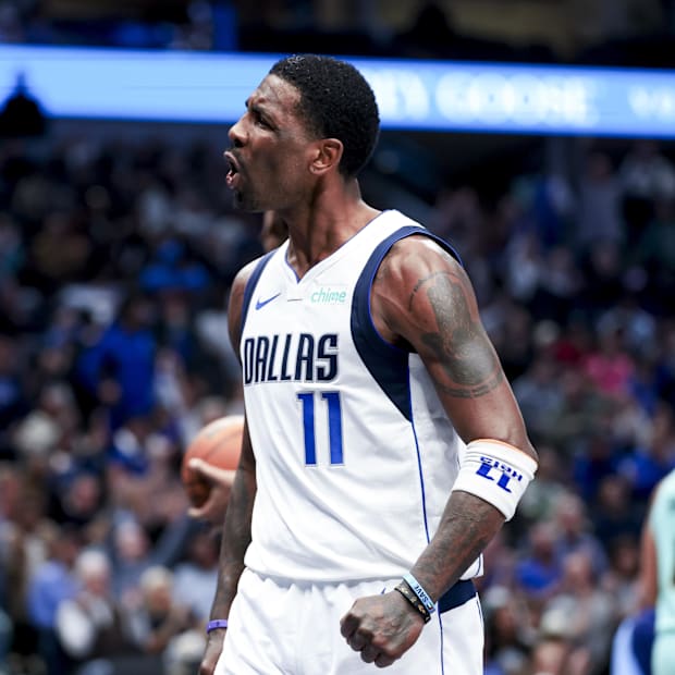  Dallas Mavericks guard Kyrie Irving