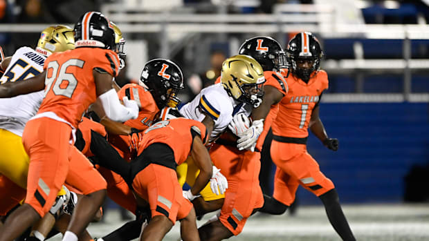 St. Thomas Aquinas defeated Lakeland, 34-0, for the Class 5A crown on Thursday night at Pitbull Stadium