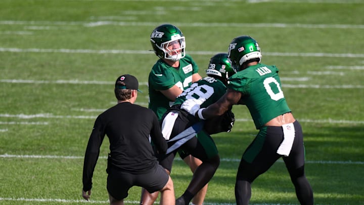 Unexpected Star Predicted To Lead Jets Loaded RB Room