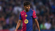 Lamine Yamal débute avec le FC Barcelone en Ligue des Champions