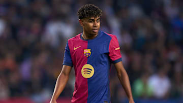 Lamine Yamal débute avec le FC Barcelone en Ligue des Champions