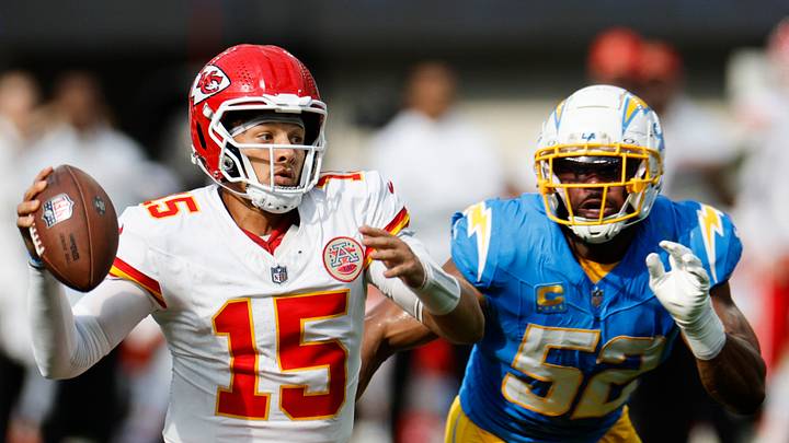 Kansas City Chiefs v Los Angeles Chargers
