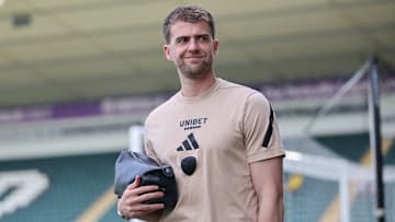 Plymouth Argyle FC v Leeds United FC - Sky Bet Championship