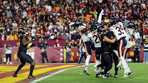 Washington Commanders wide receiver Noah Brown (85) catches a Hail Mary pass