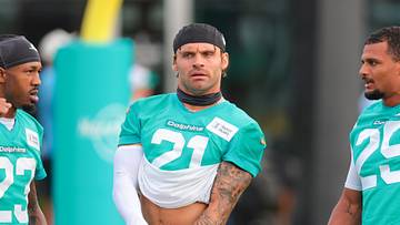 Dolphins' Ashtyn Davis Injured, Worries Mount for Secondary