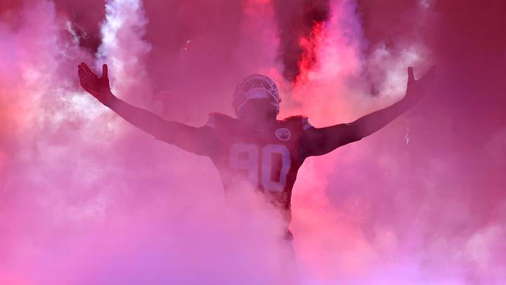 Los Angeles Chargers v Kansas City Chiefs